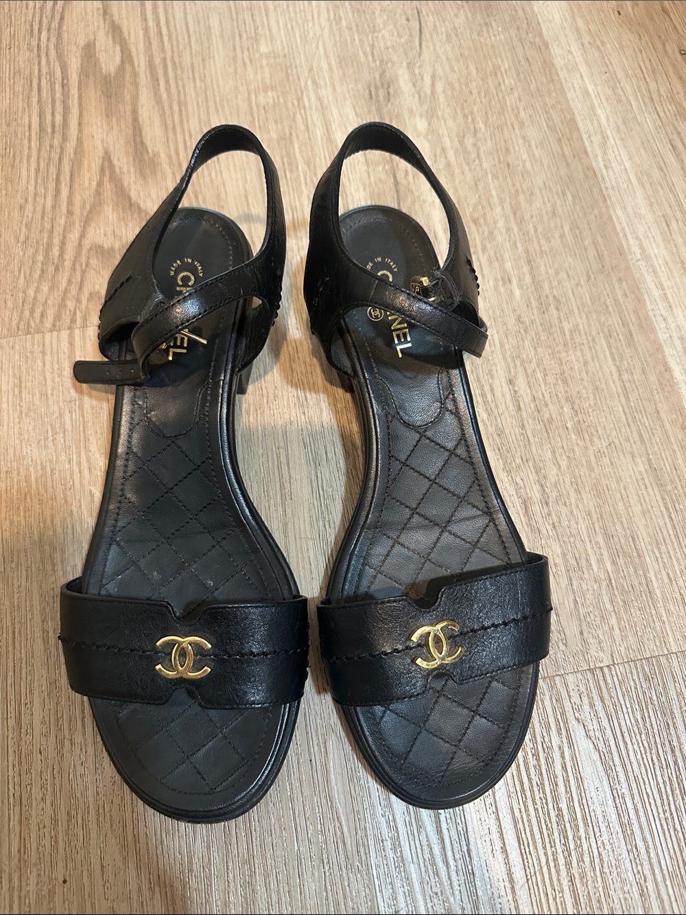 CHANEL Black Quilted Leather Slingback Sandals with Gold CC Hardware size 38
